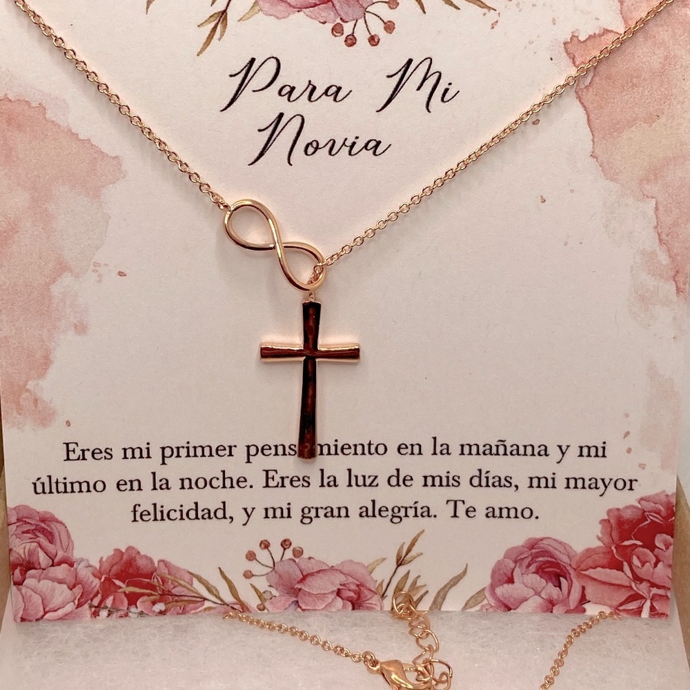 Spanish “For My Girlfriend” Infinity Cross Necklace